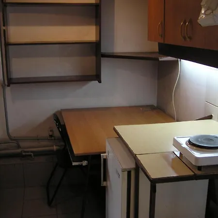 Penzion A-klimatyzacja Kawalerka Mala Halczyna 9 Do Centrum 6 Przystankow Krakov