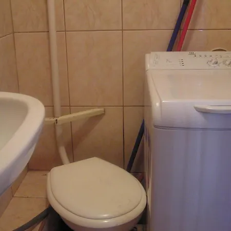 A-klimatyzacja Kawalerka Mala Halczyna 9 Do Centrum 6 Przystankow Penzion Krakov