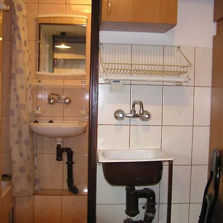 A-klimatyzacja Kawalerka Mala Halczyna 9 Do Centrum 6 Przystankow