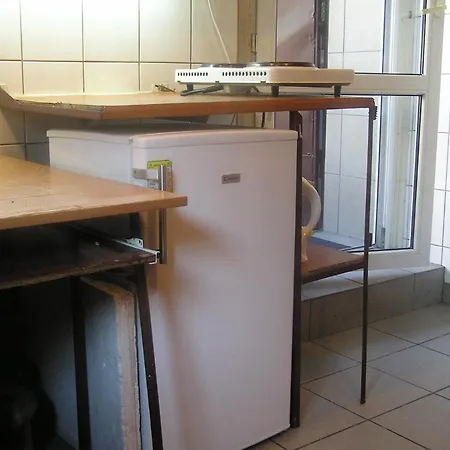 ゲストハウス A-klimatyzacja Kawalerka Mala Halczyna 9 Do Centrum 6 Przystankow 3*